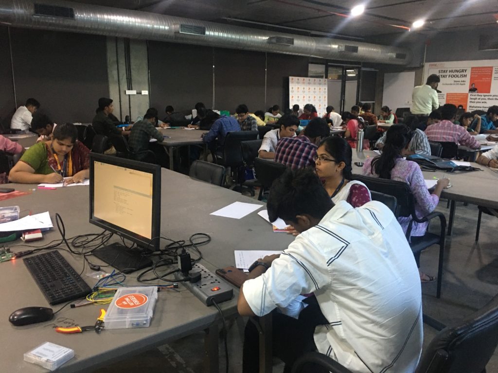 ARTIFICIAL INTELLIGENCE AND DATA SCIENCE 2022 held at Forge & Kumaraguru College of Technology 125 students attended 3 months Computational Machines course from UCFER.